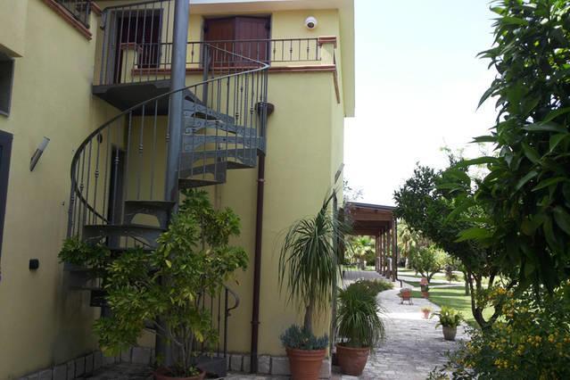 Flora Felix Apartment Battipaglia Exterior photo